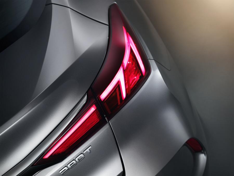 Детали экстерьера ChangAn Eado Plus 2020 года  (фото 7 из 11)
